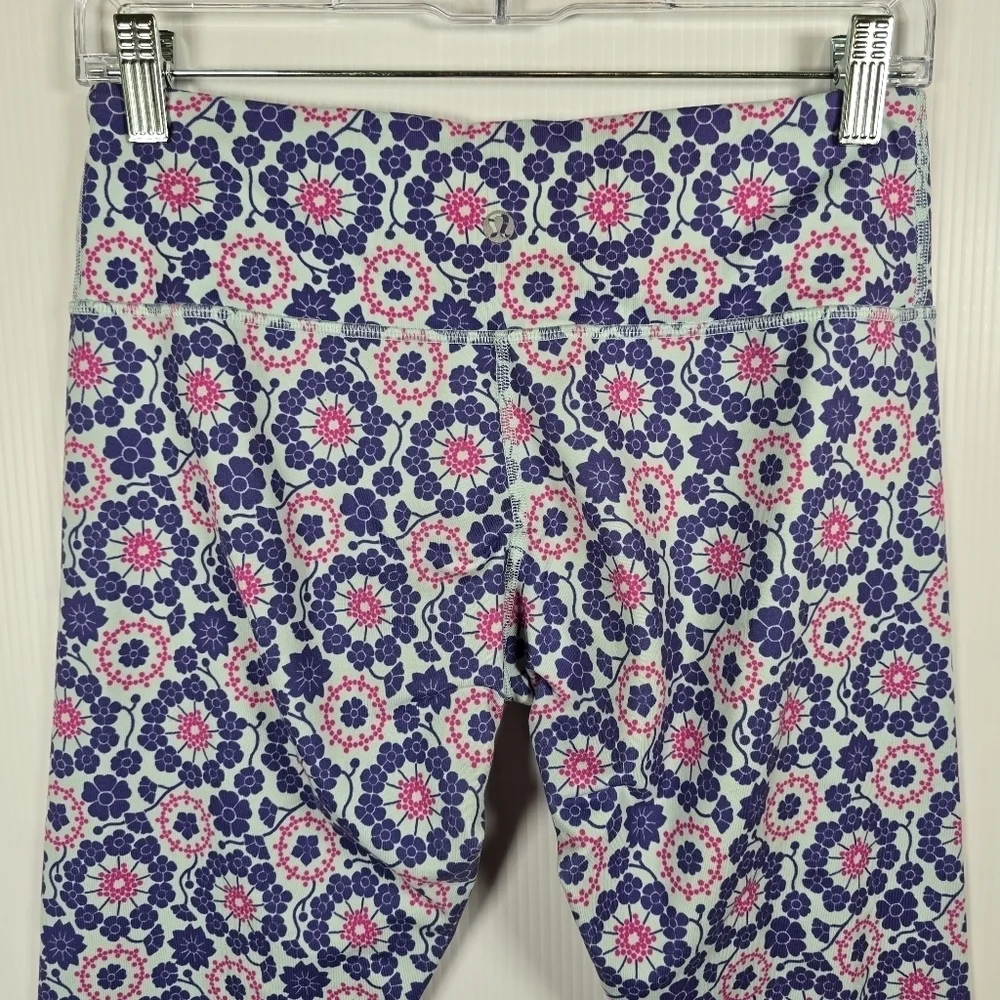 Lululemon Wunder Under Cropped Twiggy Printed Power Purple/Aquamarine Size 8
